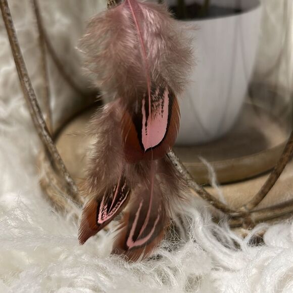 Feathered earrings  - Picture 3 of 4